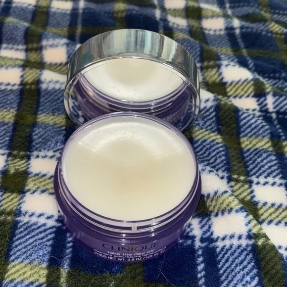 CLINIQUE Take The Day Off Cleansing Balm ….. BRAND NEW - Picture 2 of 9